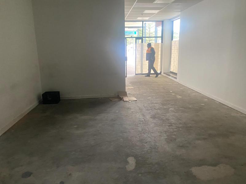 To Let commercial Property for Rent in Meadowridge Western Cape